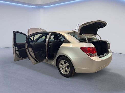 Used 2015 Chevrolet Cruze LT FWD image 10
