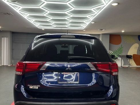 Used 2016 Mitsubishi Outlander ES image 5