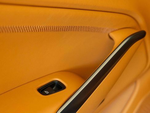 New 2026 Aston Martin DBX 707 image 40