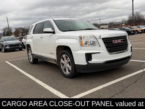 Used 2017 GMC Terrain SLE image 3