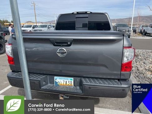 Used 2019 Nissan Titan SL w/ Chrome Package image 6