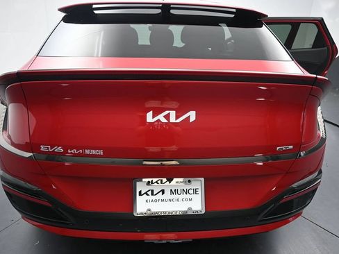 Certified 2022 Kia EV6 GT-Line w/ GT-Line Suede Seat Package AWD/4WD image 9