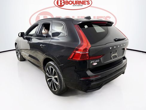 Used 2023 Volvo XC60 B5 Plus w/ Climate Package AWD/4WD image 9
