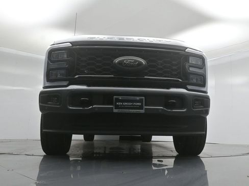 New 2026 Ford F350 Lariat w/ Black Appearance Package AWD/4WD image 45