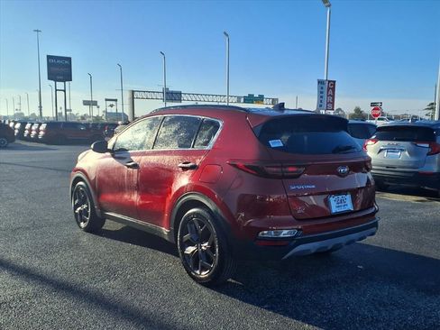 Used 2020 Kia Sportage S w/ S Sunroof Package image 2