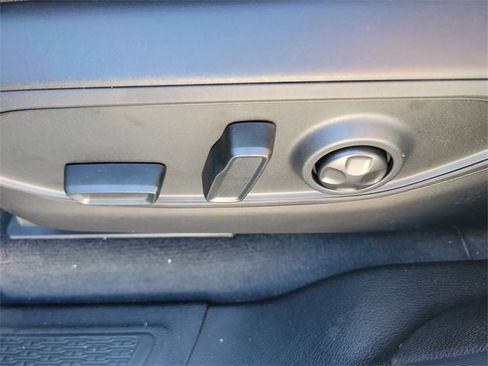 New 2025 Jeep Grand Cherokee L Limited image 17