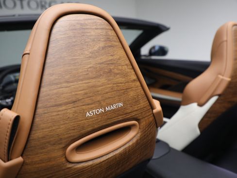 New 2026 Aston Martin DB12 Volante image 31