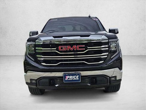 Used 2023 GMC Sierra 1500 SLT AWD/4WD image 3