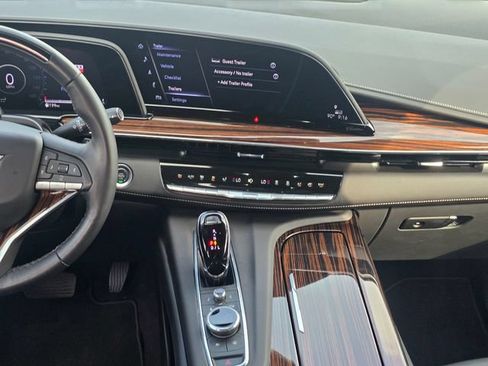 Used 2024 Cadillac Escalade Premium Luxury w/ Performance Package RWD image 18