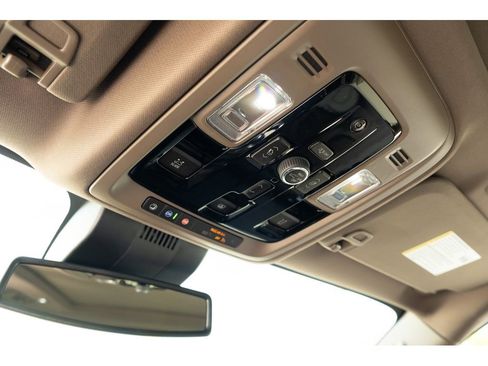 New 2026 GMC Yukon Denali image 31