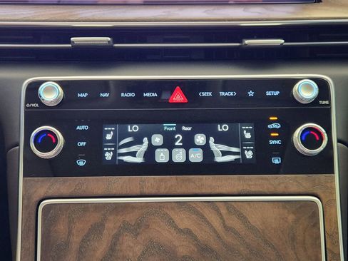 New 2026 Genesis GV80 2.5T Advanced AWD/4WD image 14