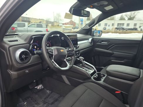 Used 2025 Chevrolet Colorado LT image 20