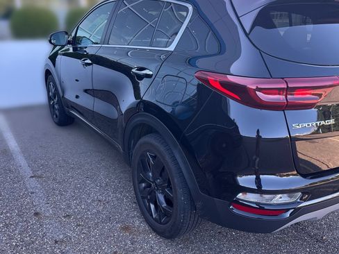 Used 2020 Kia Sportage S w/ S Sunroof Package AWD/4WD image 3