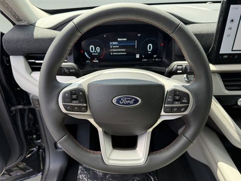 New 2026 Ford Explorer Active AWD/4WD image 14