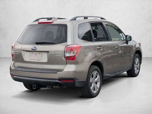 Used 2016 Subaru Forester 2.5i Premium w/ All-Weather Package image 4
