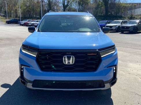 New 2025 Honda Pilot TrailSport image 6