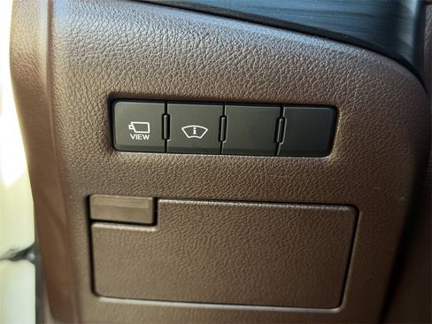 Used 2021 Lexus ES 300h Ultra Luxury w/ Accessory Package 2 image 24