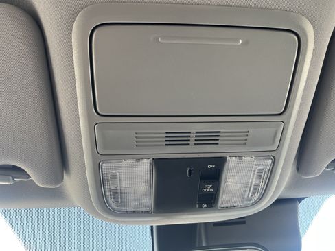 Used 2021 Honda Pilot EX image 30