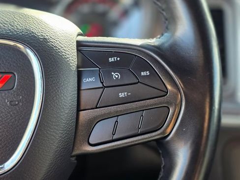 Used 2022 Dodge Charger SXT image 25