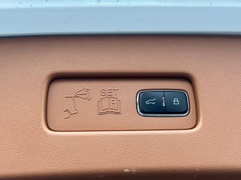 Used 2021 Lincoln Aviator Black Label w/ Dynamic Handling Package image 17