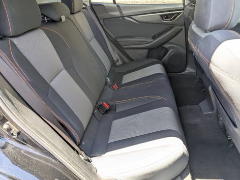 Used 2018 Subaru Crosstrek 2.0i Premium AWD/4WD image 18