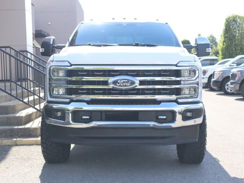 Used 2024 Ford F350 King Ranch w/ Chrome Package AWD/4WD image 4