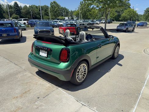Used 2026 MINI Cooper S FWD image 4
