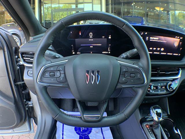 Used 2024 Buick Envista Sport Touring w/ Convenience I Package FWD image 14