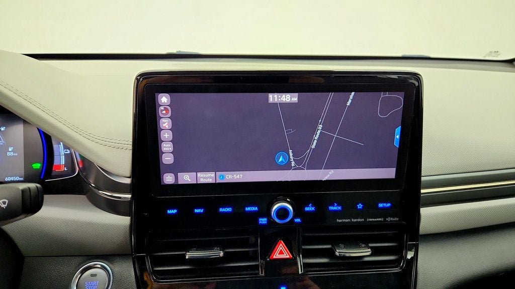 Used 2020 Hyundai Ioniq Limited FWD image 19