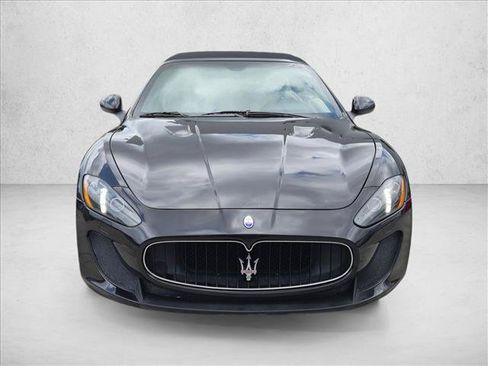 Used 2013 Maserati GranTurismo Sport RWD image 2