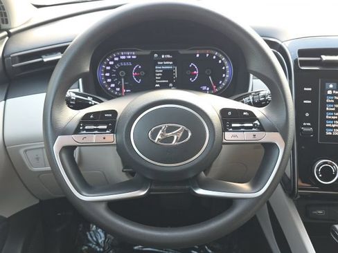 Certified 2022 Hyundai Tucson SEL w/ Cargo Package FWD image 10