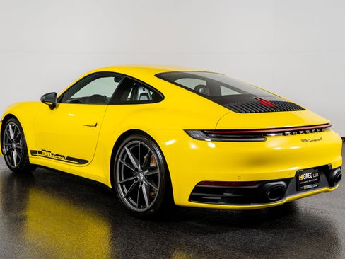 Used 2023 Porsche 911 Carrera T image 15