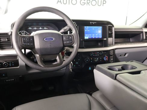 Used 2026 Ford F250 XL w/ XL Driver Assist Package AWD/4WD image 2