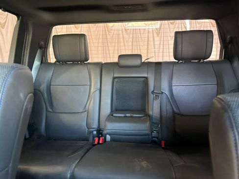 Used 2025 Toyota Tundra Platinum AWD/4WD image 23