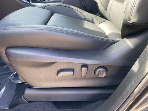 New 2026 Subaru Ascent Touring AWD/4WD image 17