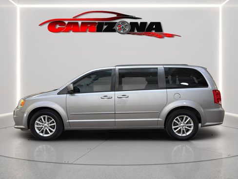 Used 2016 Dodge Grand Caravan SXT w/ Rear Park Assist Package FWD image 6