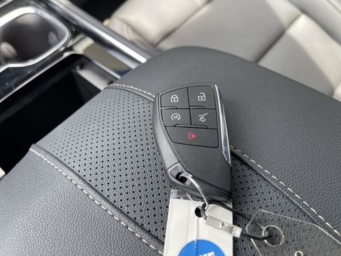 Used 2025 Chevrolet Traverse High Country w/ LPO, Floor Liner Package AWD/4WD image 50