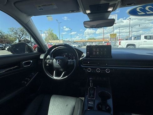 Used 2022 Honda Civic Touring image 23