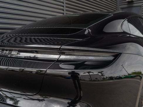 Used 2024 Porsche Taycan 4S AWD/4WD image 14