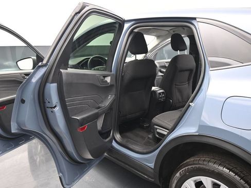 Used 2025 Ford Escape Active AWD/4WD image 17