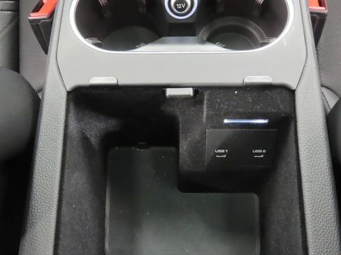 Certified 2023 Porsche Cayenne Coupe AWD/4WD image 30