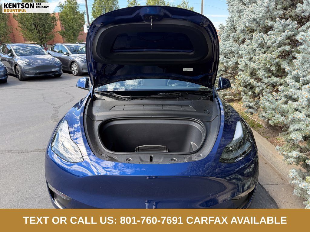 Used 2024 Tesla Model Y Performance AWD/4WD image 34