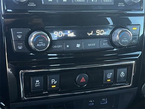 Used 2023 Nissan Titan Platinum Reserve w/ Moonroof Package image 20
