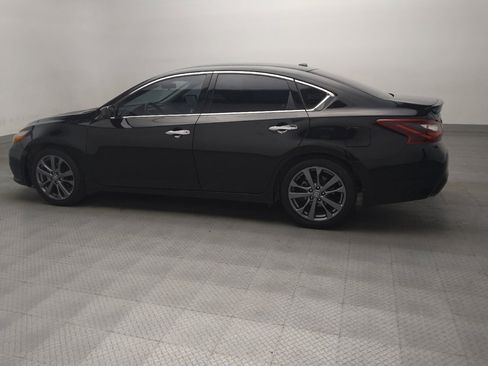 Used 2018 Nissan Altima 2.5 SR w/ SR Special Edition FWD image 3