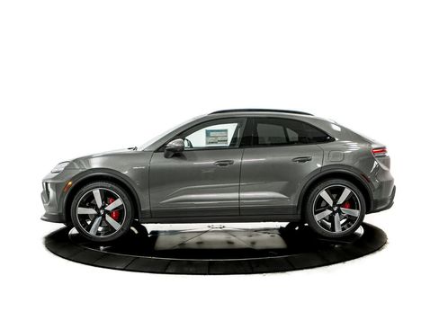 New 2026 Porsche Macan 4S Electric AWD/4WD image 2