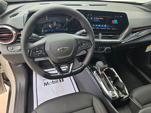 New 2026 Chevrolet Trax RS w/ Sunroof Package FWD image 12