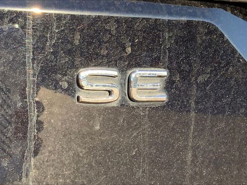 Used 2026 Volkswagen Atlas SE FWD image 30