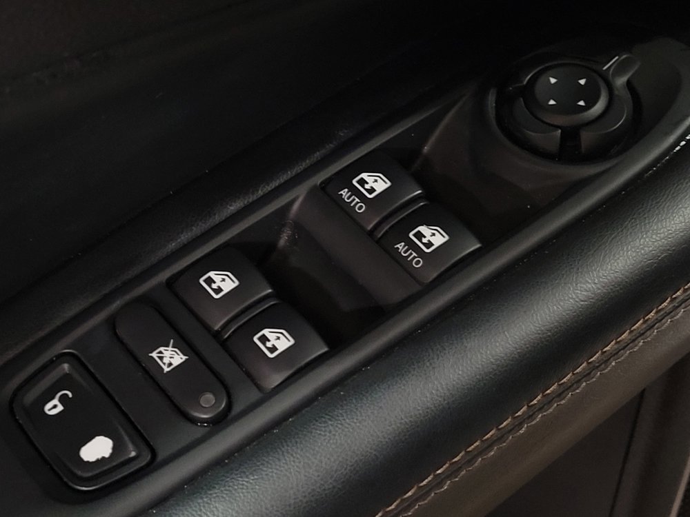 Used 2018 Jeep Compass Latitude w/ Popular Equipment Group AWD/4WD image 27
