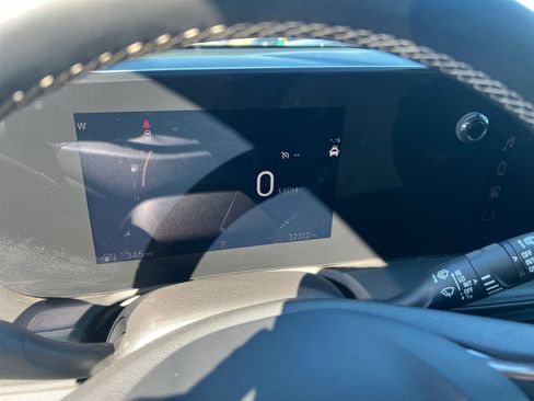 Used 2025 Buick Encore GX Preferred image 40