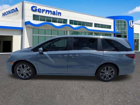 New 2026 Honda Odyssey Touring image 6